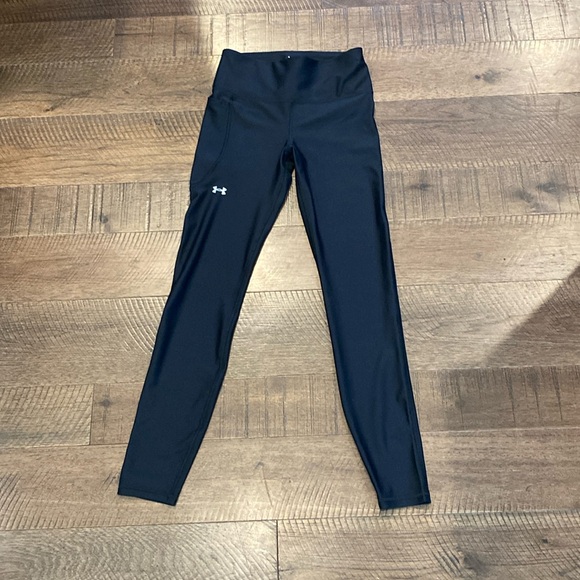 NWOT Women’s Under Armour Leggings - Picture 1 of 3